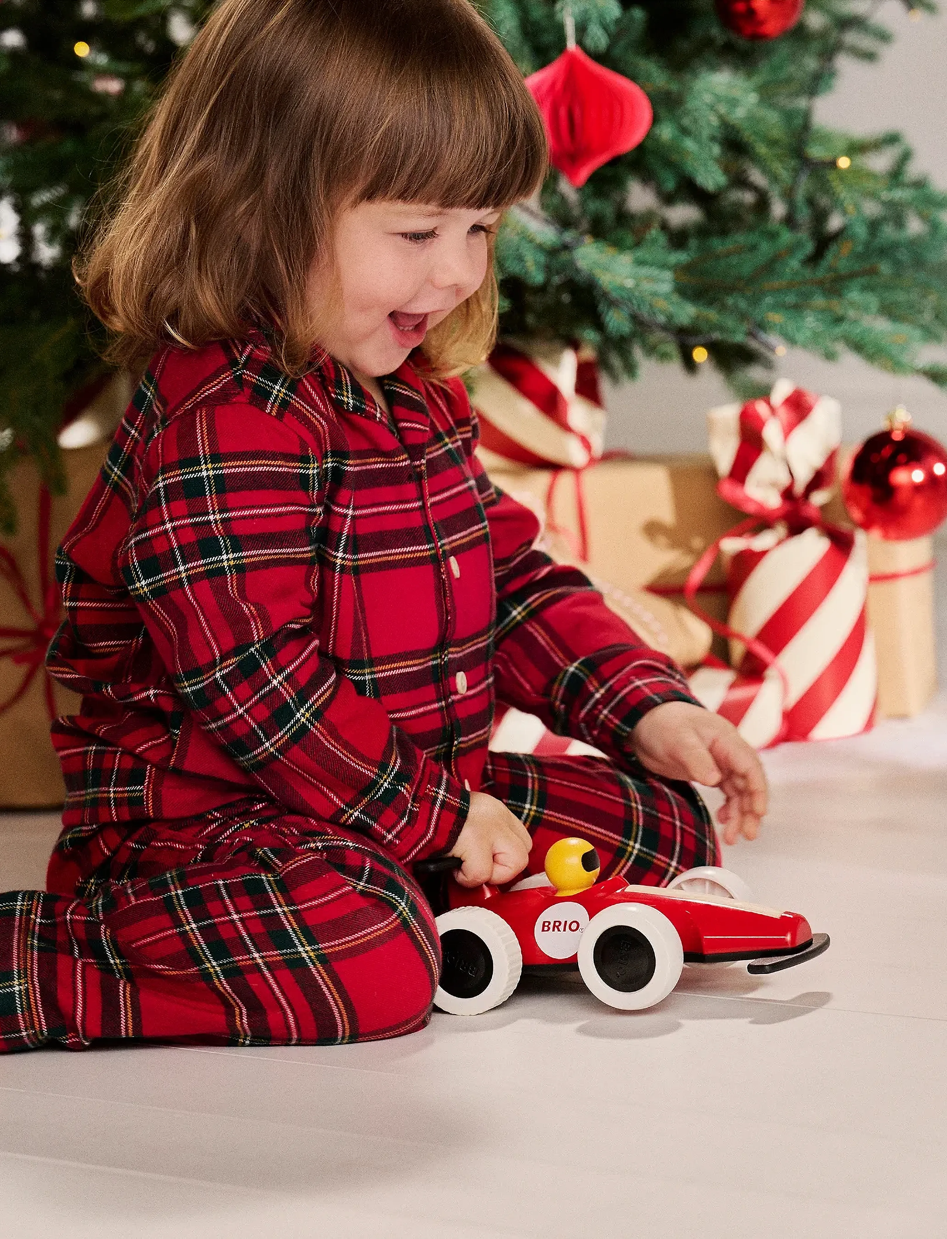 BRIO Brio 30308 Large Pull Back Race Car, One Size, Multi/patterned, Legetøjsbiler Og -Køretøjer > Legetøjsbiler, Børn