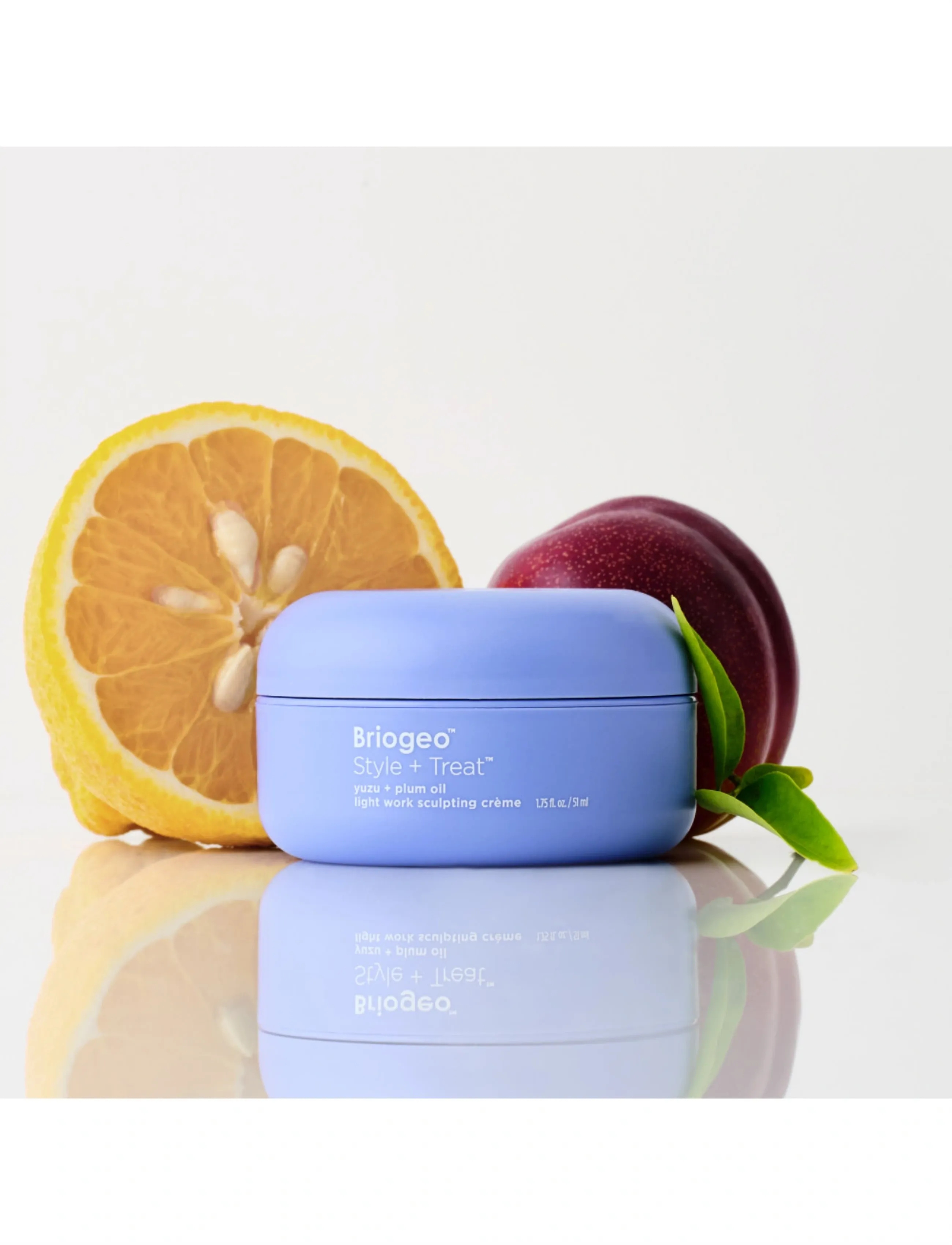 Briogeo - Briogeo Style + Treat Yuzu + Plum Oil Light Work Sculpting Crème 51ml - pomade - 1017 - 1