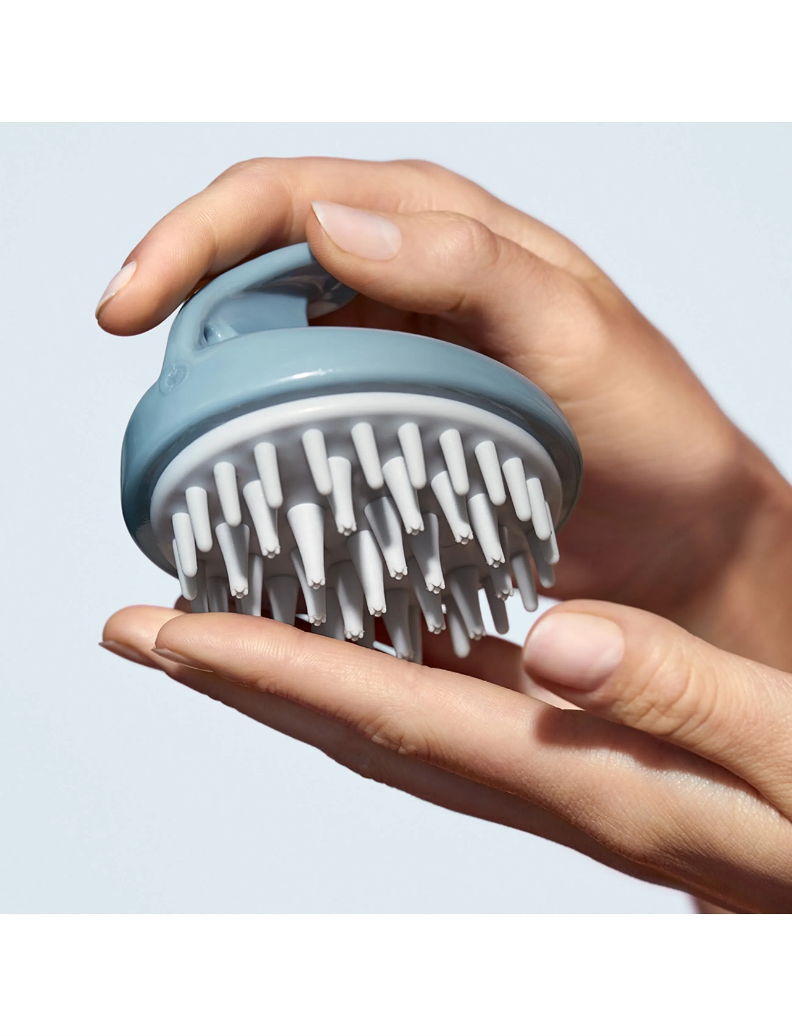 Briogeo Briogeo Scalp Revival Stimulating Therapy Massager, 56 g, Grey, Hår > Hårbørster Og Kamme, Dame