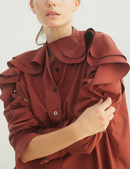 Britt Sisseck - Valeria - overhemden met lange mouwen - port - 4