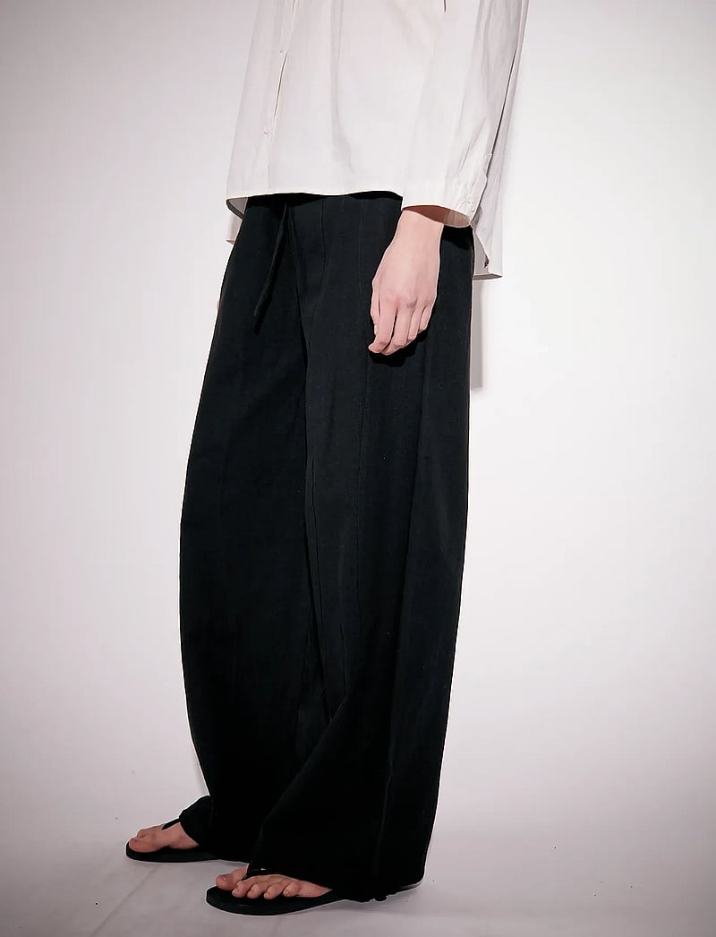 Brixtol Textiles - Kirsten Trousers Linen Black - linnebyxor - black - 4