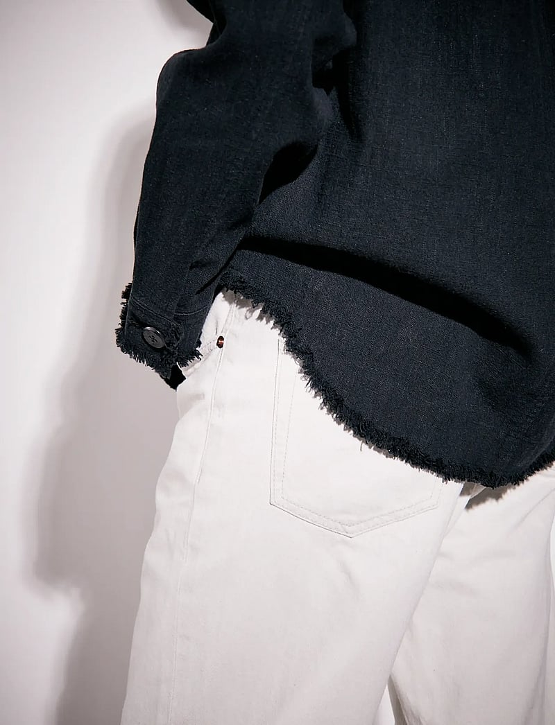 Brixtol Textiles - Ally Distressed - overshirts - black - 4