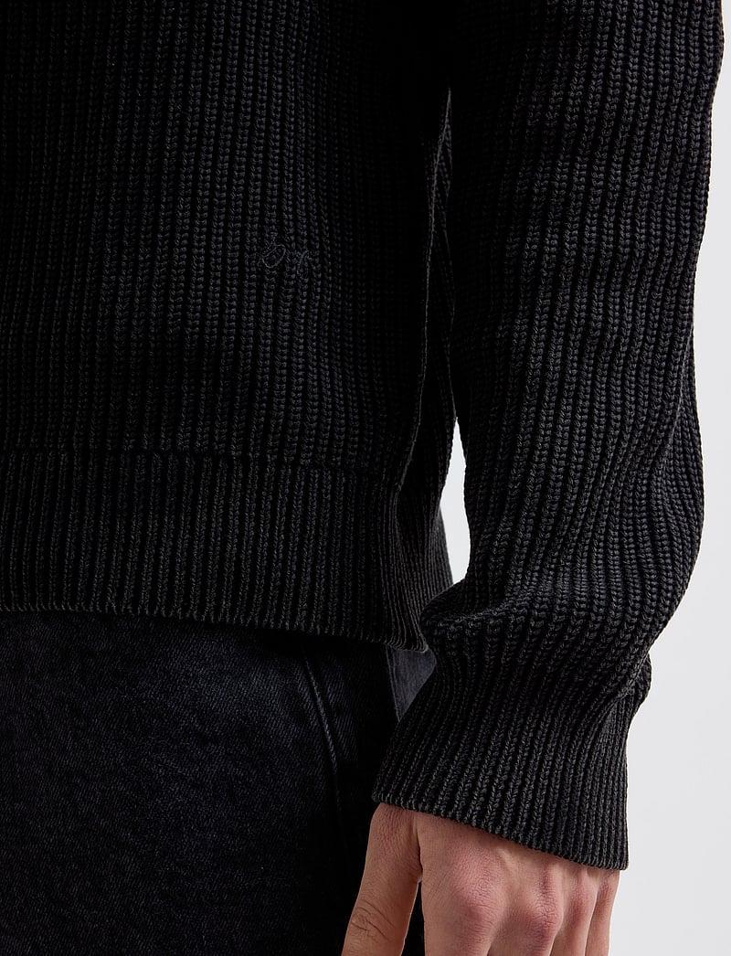 Brixtol Textiles - Dorper - knitted round necks - black - 4