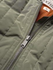 Brixtol Textiles - Nic - bomber jackets - light moss - 7