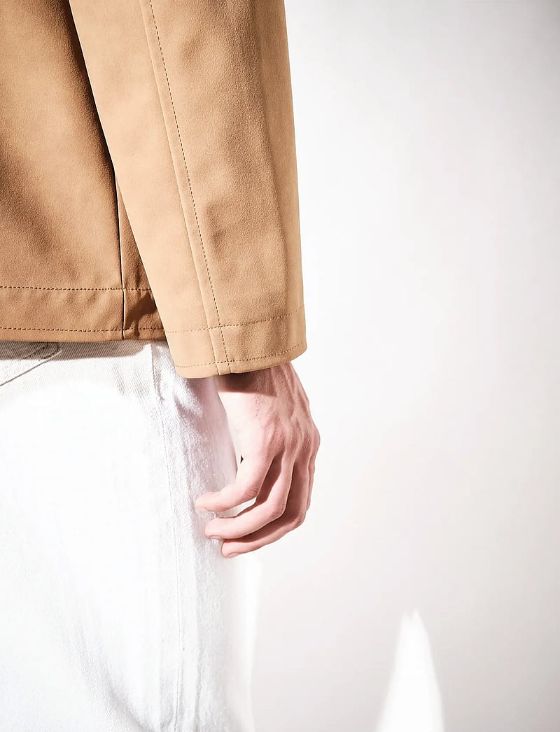 Brixtol Textiles - Alfred Faux Suede Tan Suede - kurtki-wiosenne - tan suede - 5