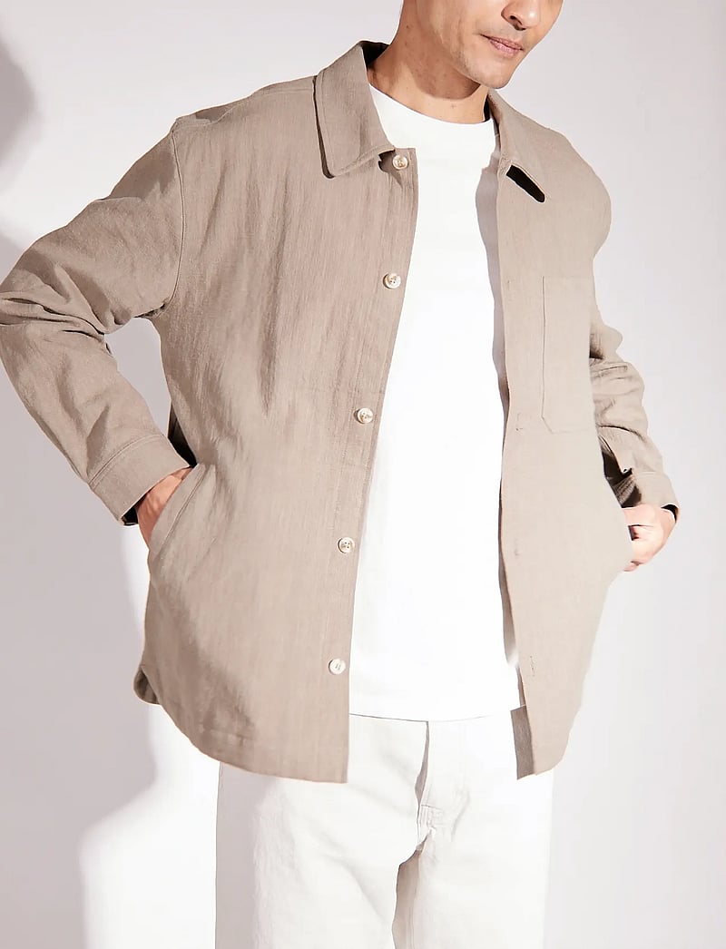 Brixtol Textiles - Frank linen Dark Navy - linasest riidest särgid - light moss - 0