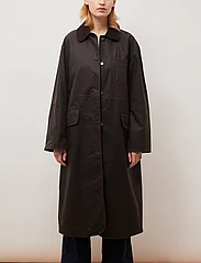 Brixtol Textiles - Joan Jett - light coats - brown - 2
