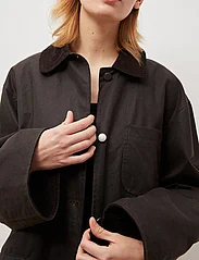 Brixtol Textiles - Joan Jett - light coats - brown - 5