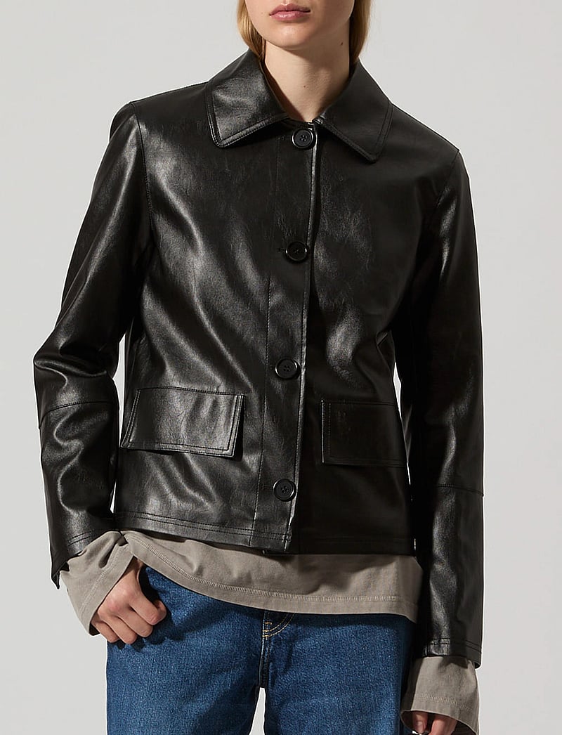 Brixtol Textiles - Sissel Faux Leather Black - frühlingsjacken - black - 0