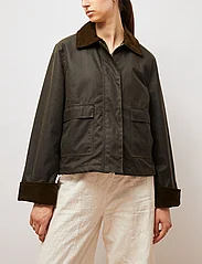 Brixtol Textiles - Sissel Wax - winter jacket - olive - 2