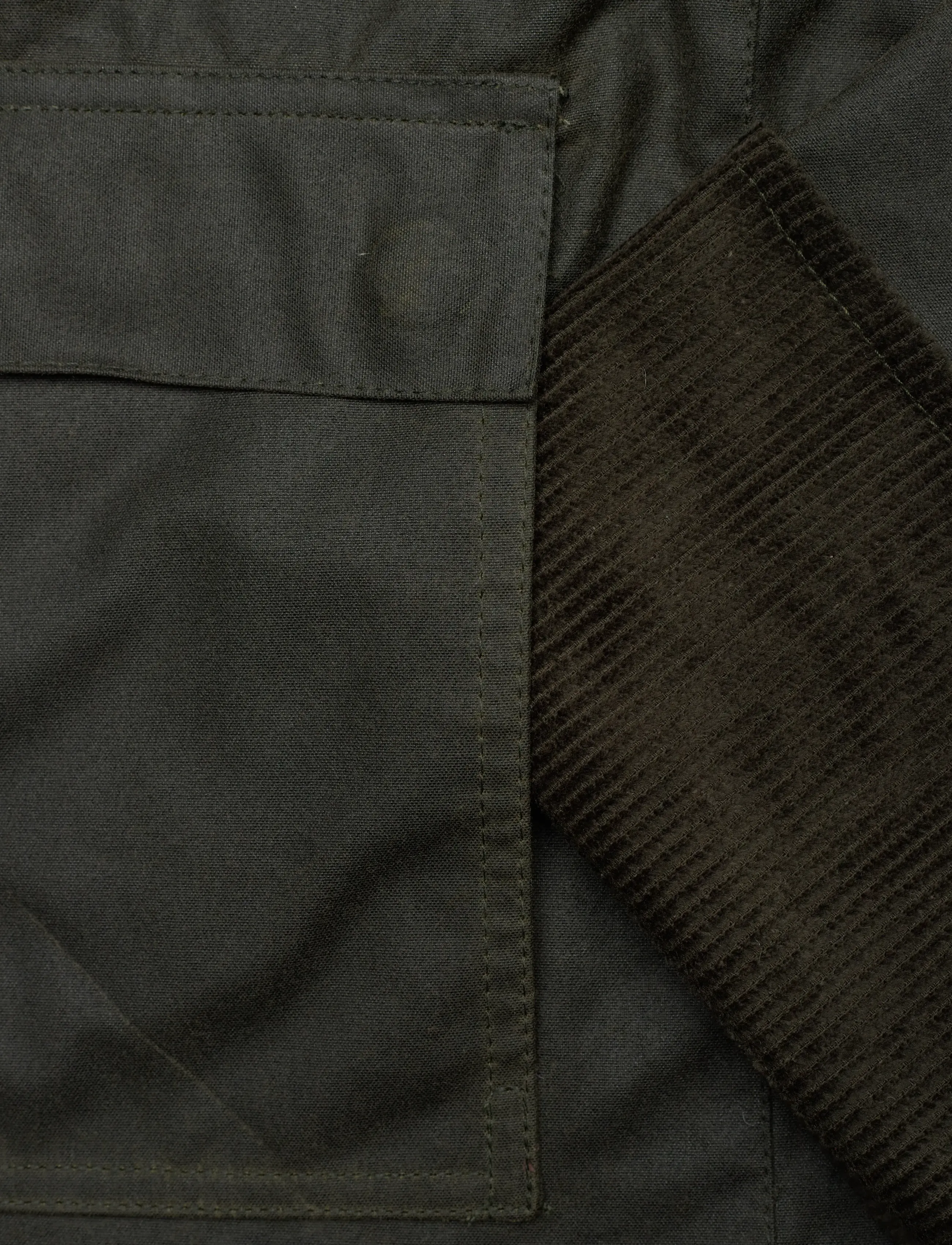 Brixtol Textiles - Sissel Wax - olive - 3