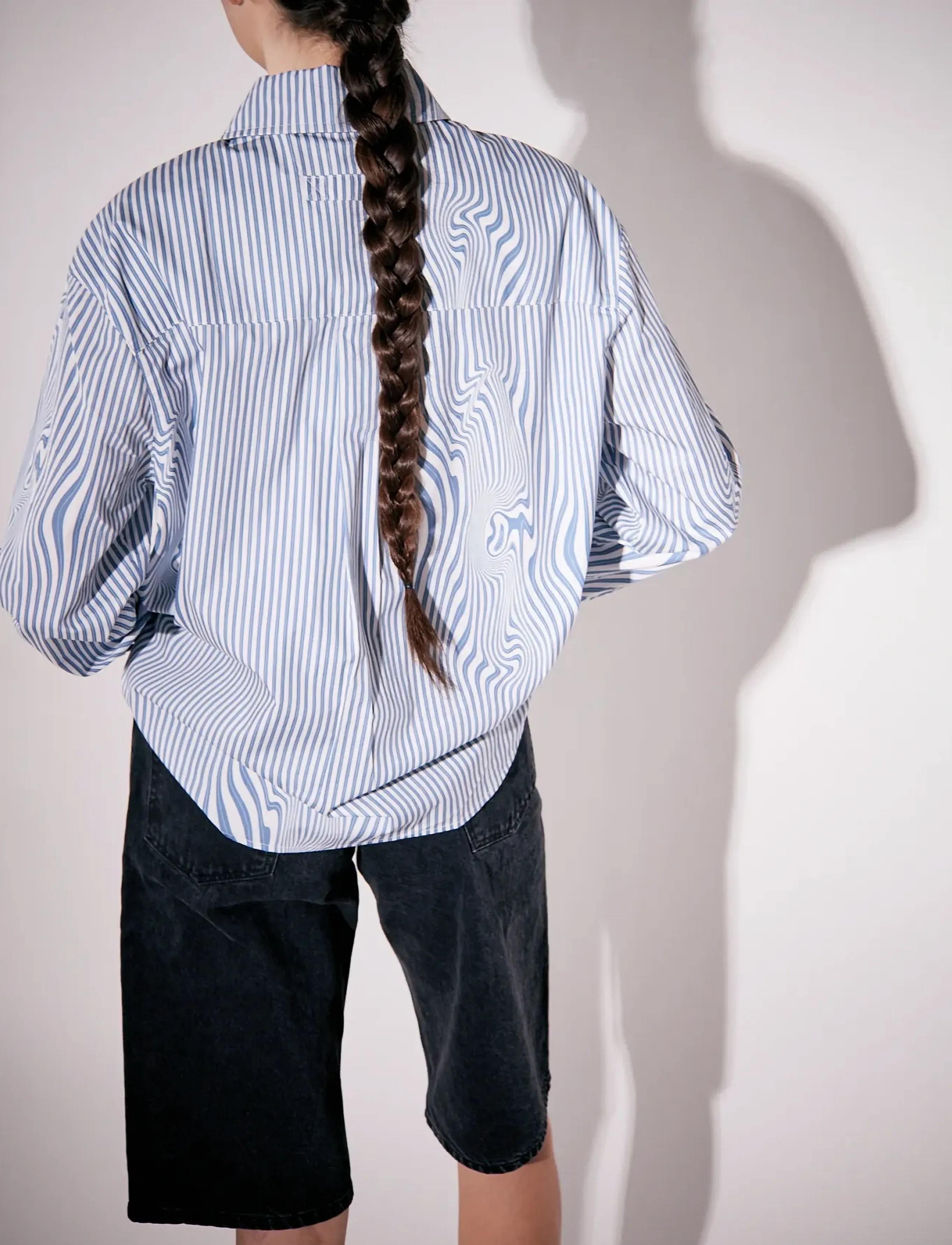 Brixtol Textiles - Stella Dark Navy White Stripe - langärmlige hemden - blue glitch stripe - 3