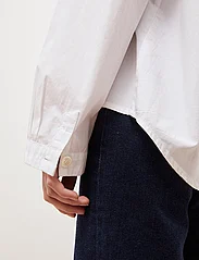 Brixtol Textiles - Stella - long-sleeved shirts - optic white - 6