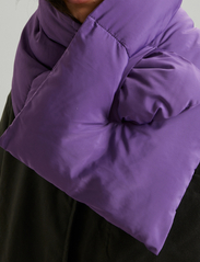 Brixtol Textiles - Puffer Collar - laagste prijzen - lilac - 2