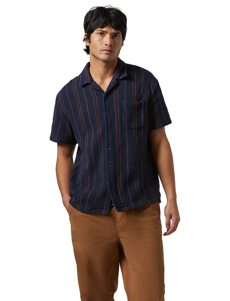 Brixton - Bunker Waffle Stripe S/S Wvn - gestreifte hemden - washed navy stripe - 0