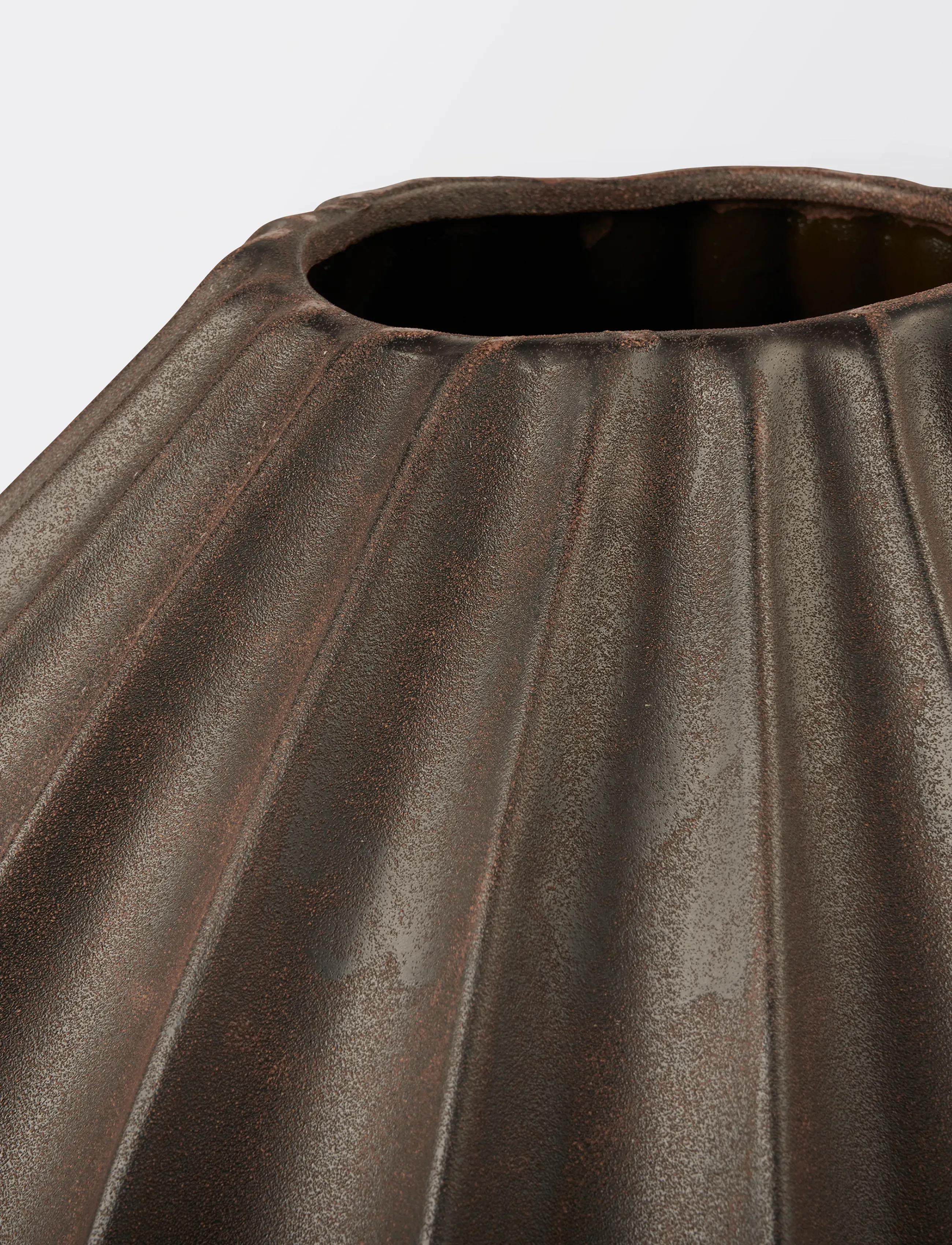 Broste Copenhagen - Wide Vase XL - sünnipäevakingitused - antique brown - 2