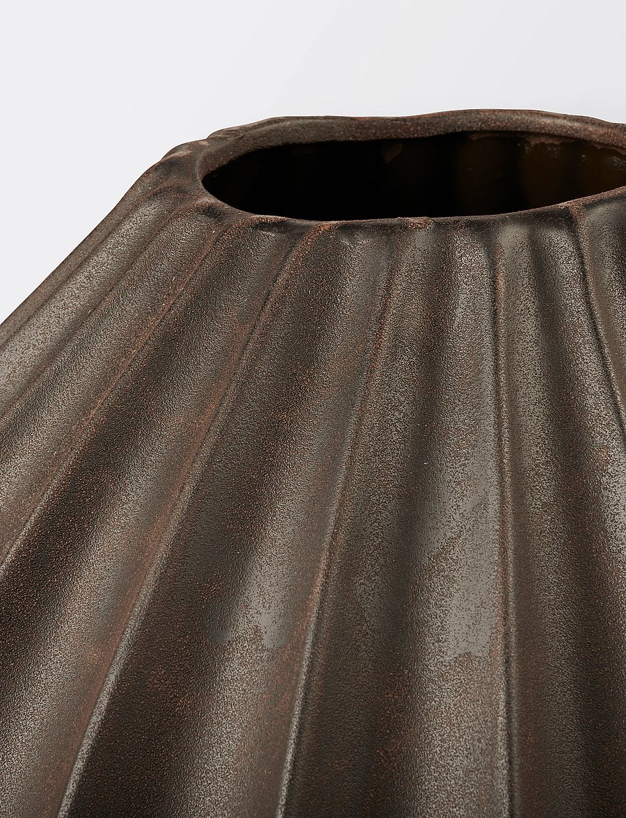 Broste Copenhagen - Wide Vase XL - vaasid - antique brown - 2