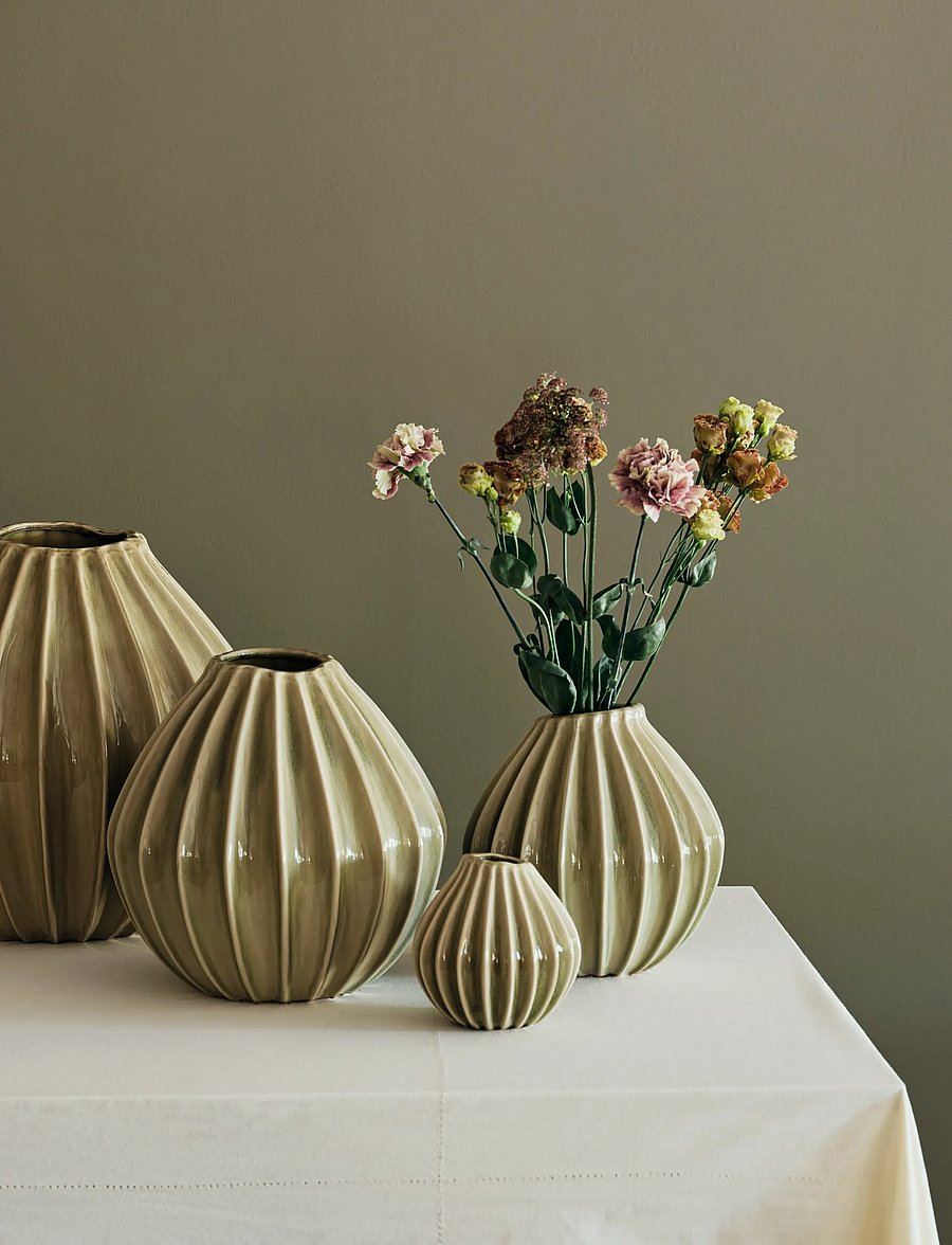 Broste Copenhagen - Wide Vase S - vaasid - green - 0
