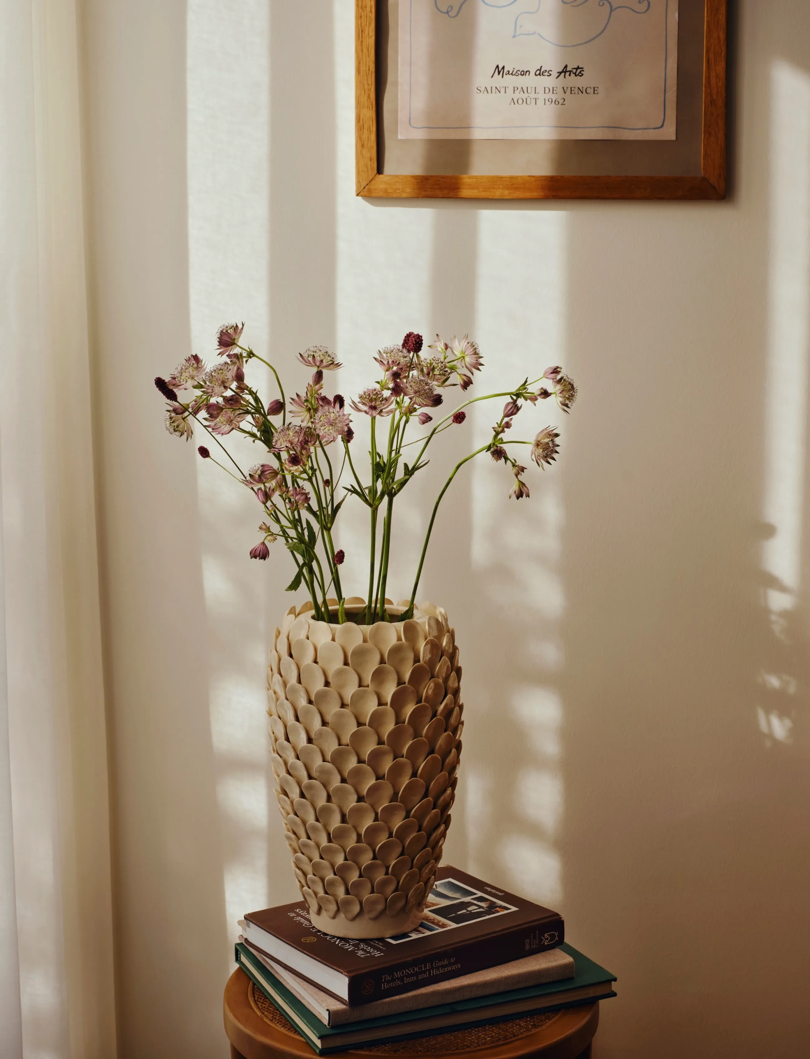 Broste Copenhagen Dorthea Vase, Ø 18 cm, Cream, Vases > Other Vases, Unisex