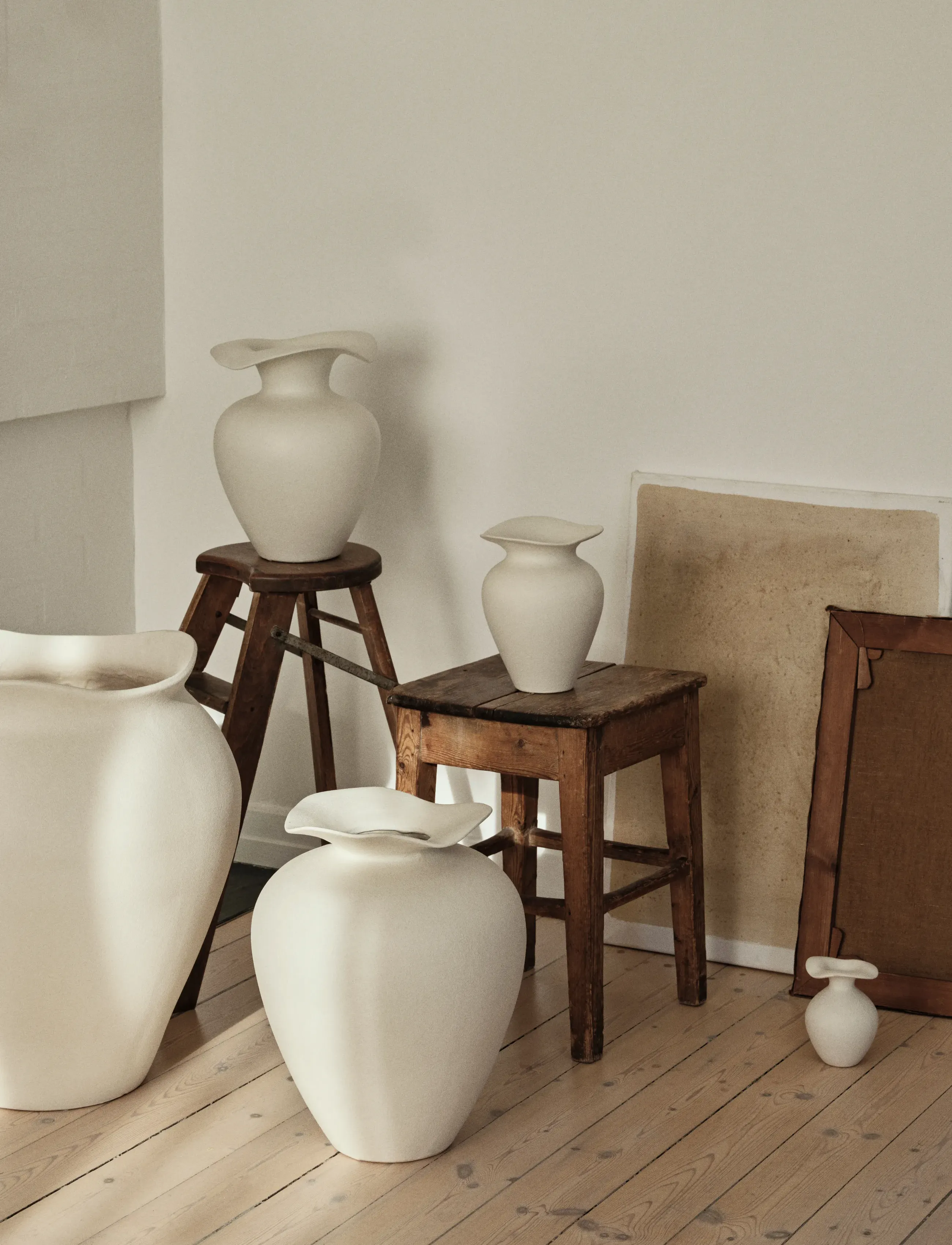 Broste Copenhagen - Florentina Vase S - shop by price - off white - 0