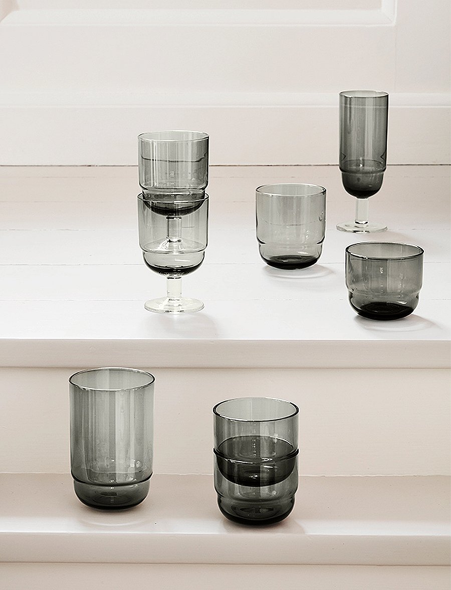 Broste Copenhagen - Nordic Bistro Red wine glass - madalaimad hinnad - smoke grey/clear - 2