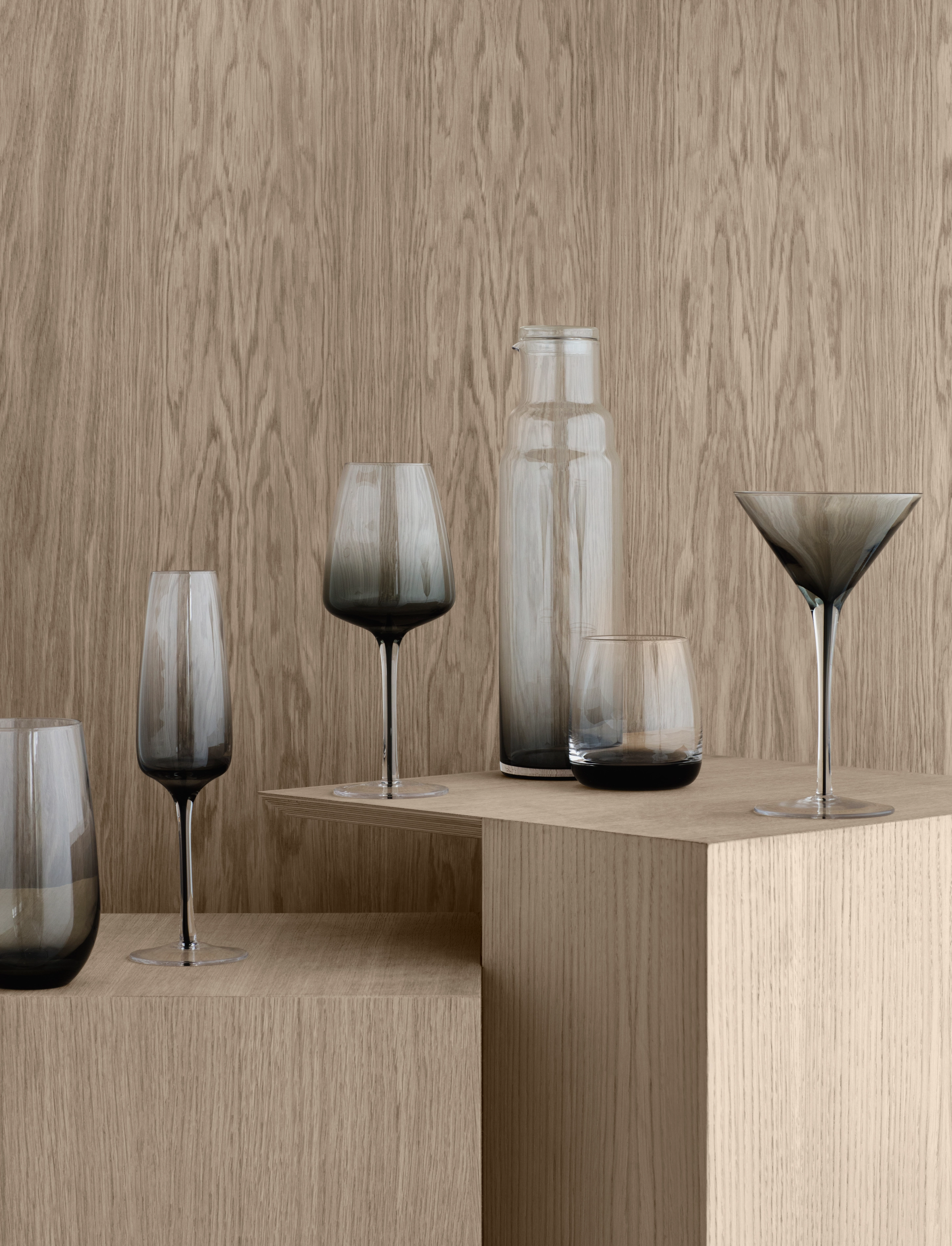 Broste Copenhagen Smoke Carafe, 80 CL, Jugs & Carafes, Grau - Water Carafes Jugs, Homeware