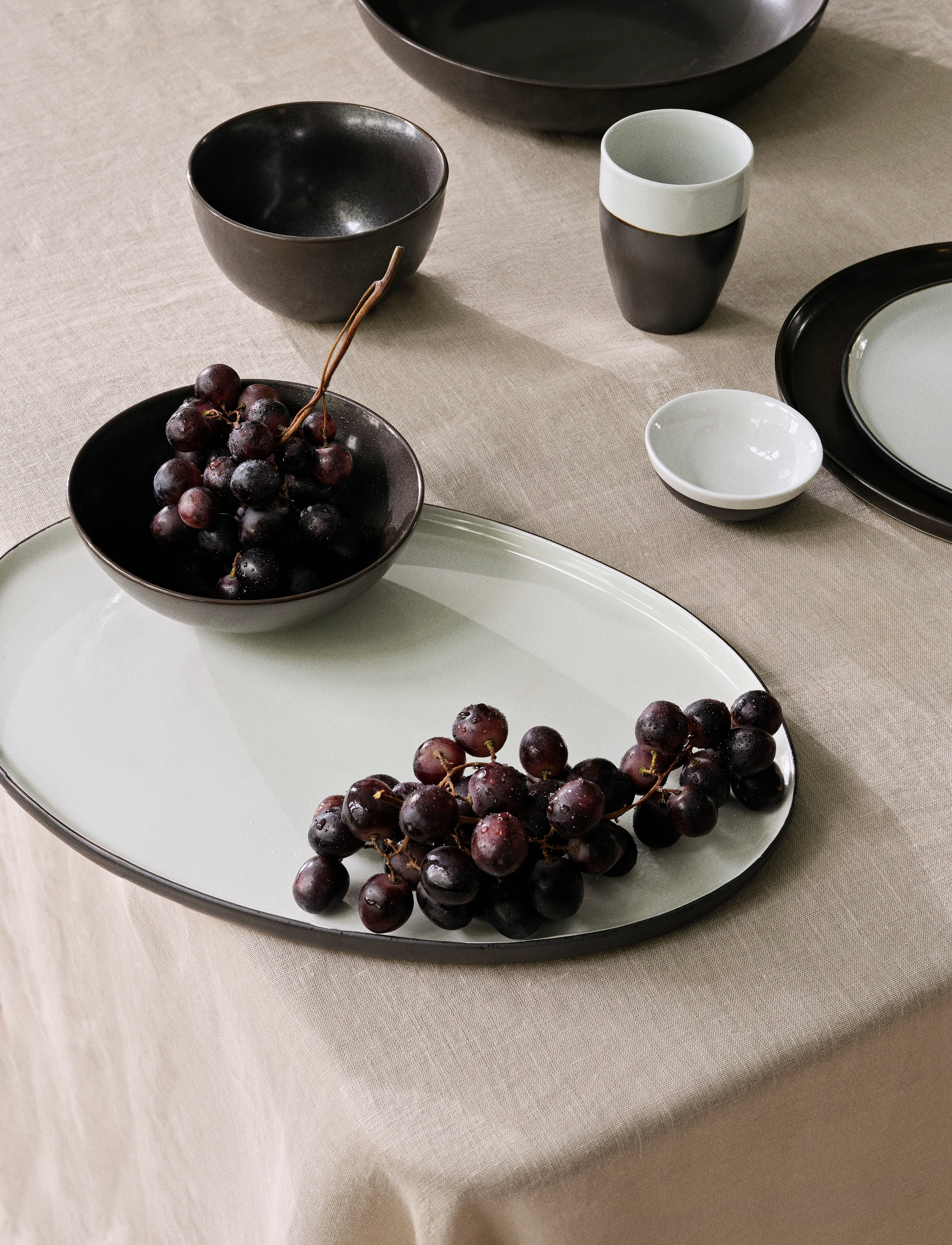 Broste Copenhagen - Plate oval Esrum - ivory/grey - 2