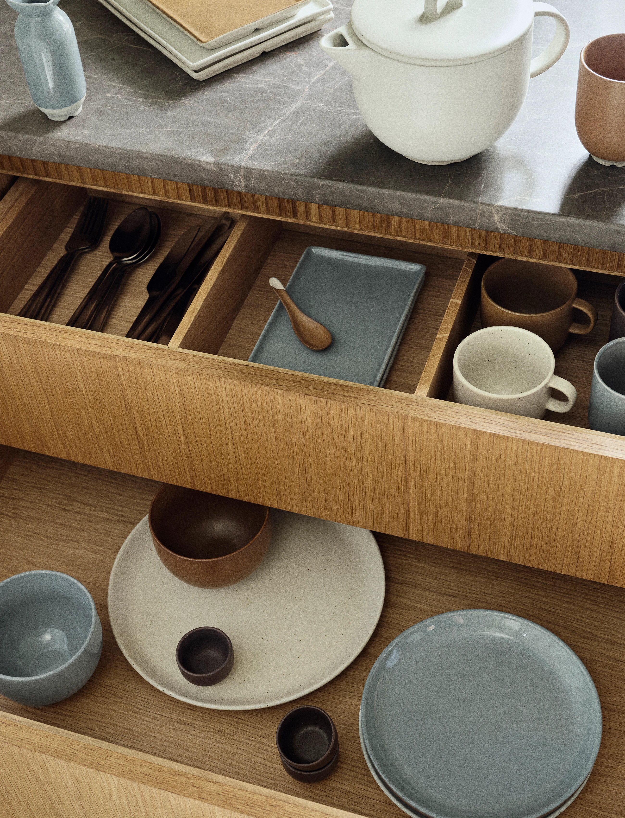 Broste Copenhagen Tallerken 'Eli', 20X12X1.5 cm, Serving Dishes, Blau - Platters, Homeware