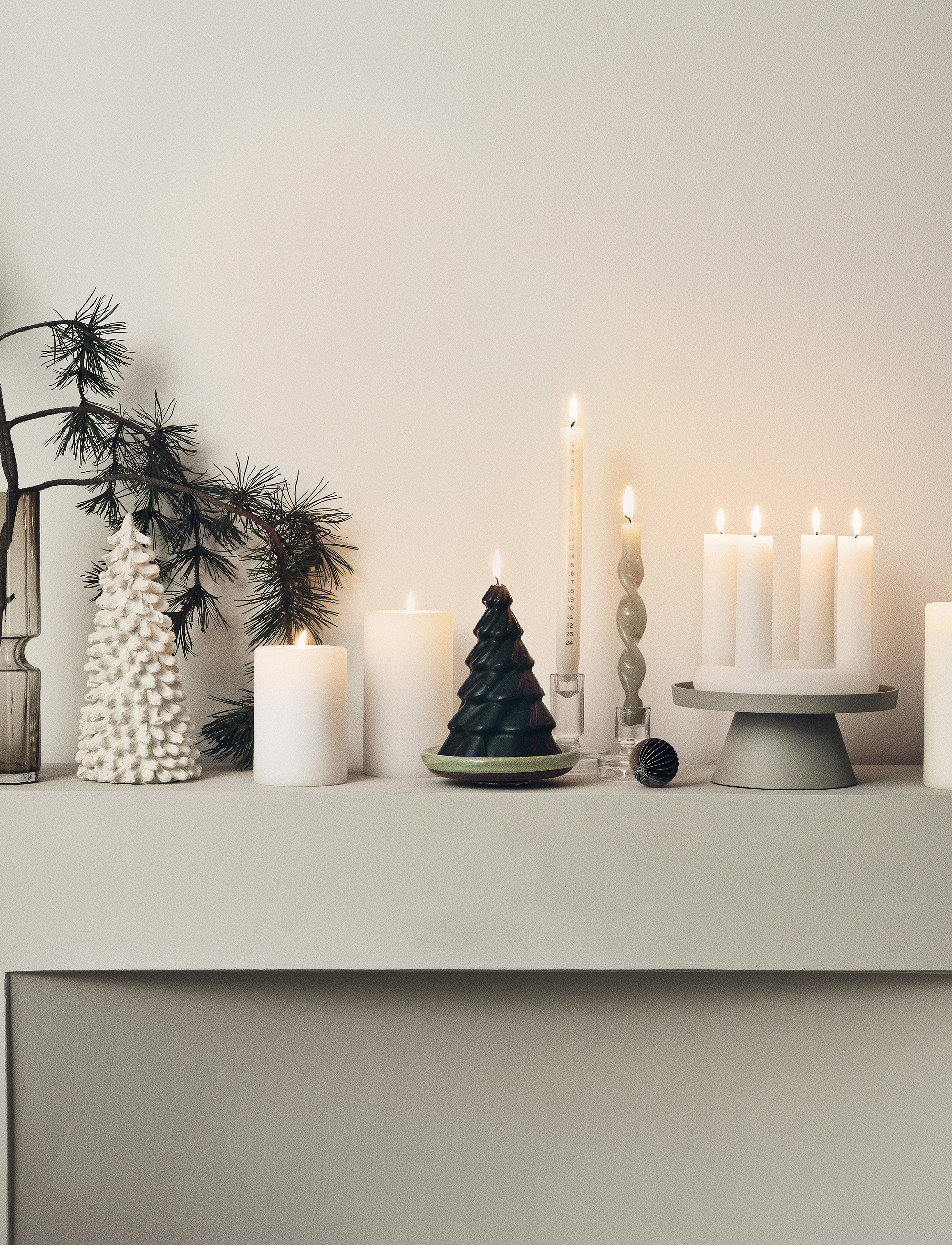 Broste Copenhagen - FIGURE CANDLE 'LUCILLE' - alhaisimmat hinnat - pure white - 2
