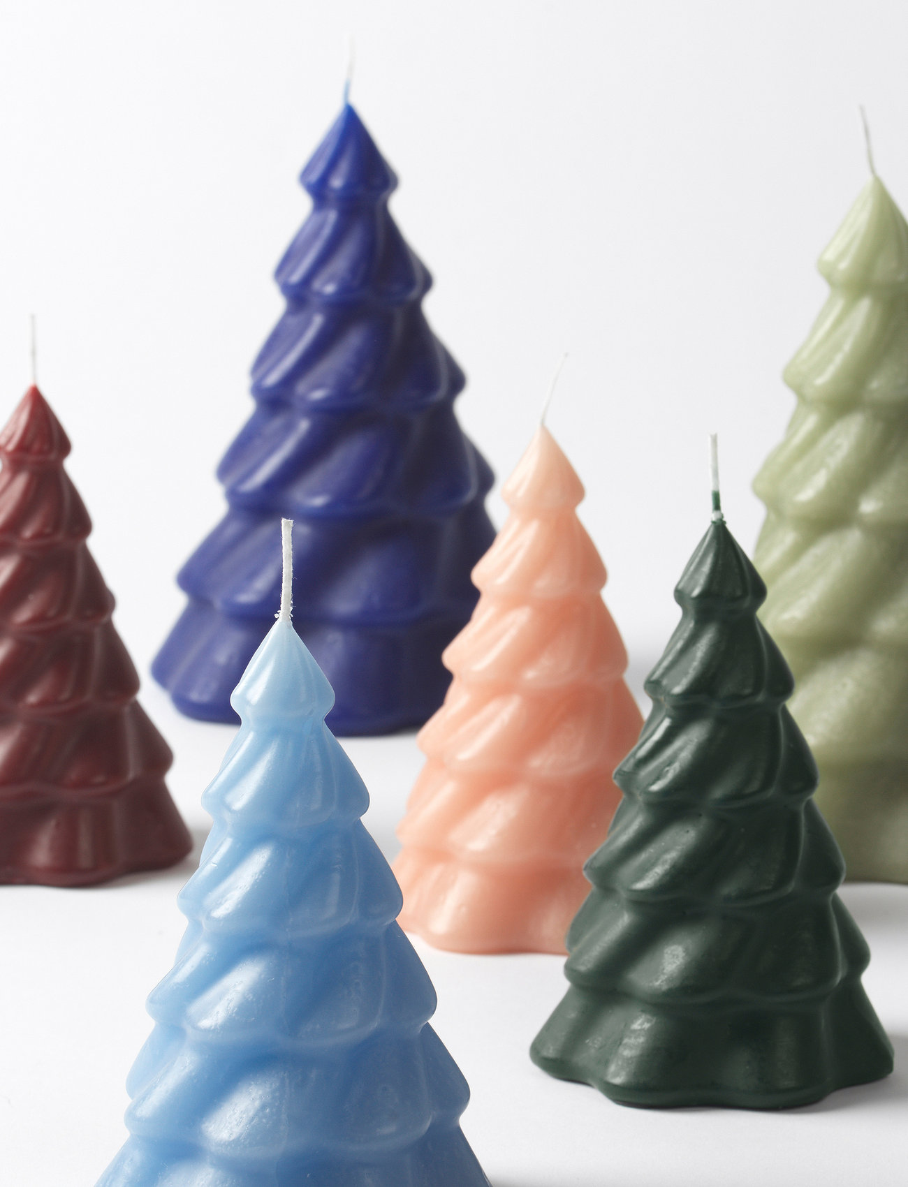 Broste Copenhagen - Pinus Christmas Tree Candle - de laveste prisene - light dusty green - 1