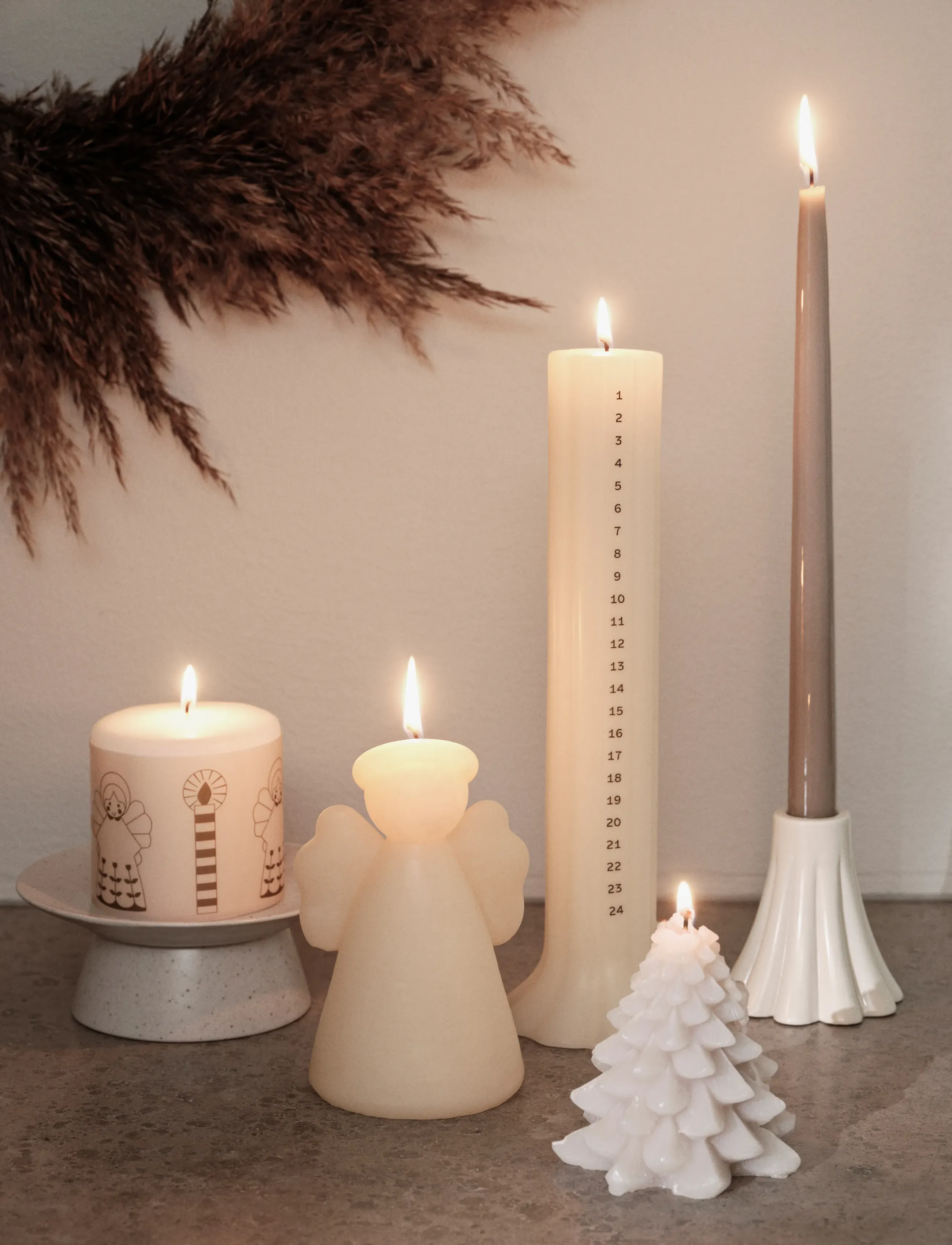 Broste Copenhagen - Granny Christmas Tree Candle - pure white - 0