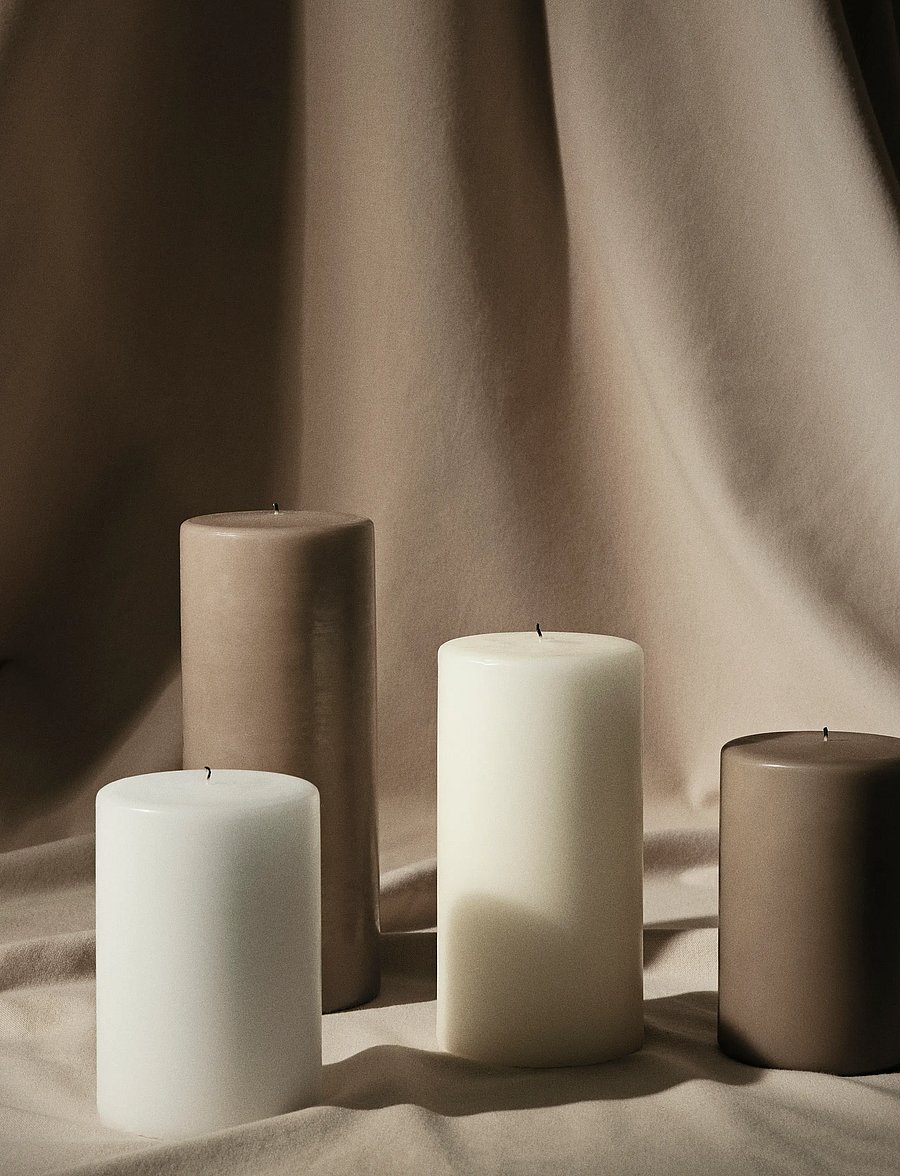 Broste Copenhagen - Church Pillar candle - vahast küünlad - antique white - 0
