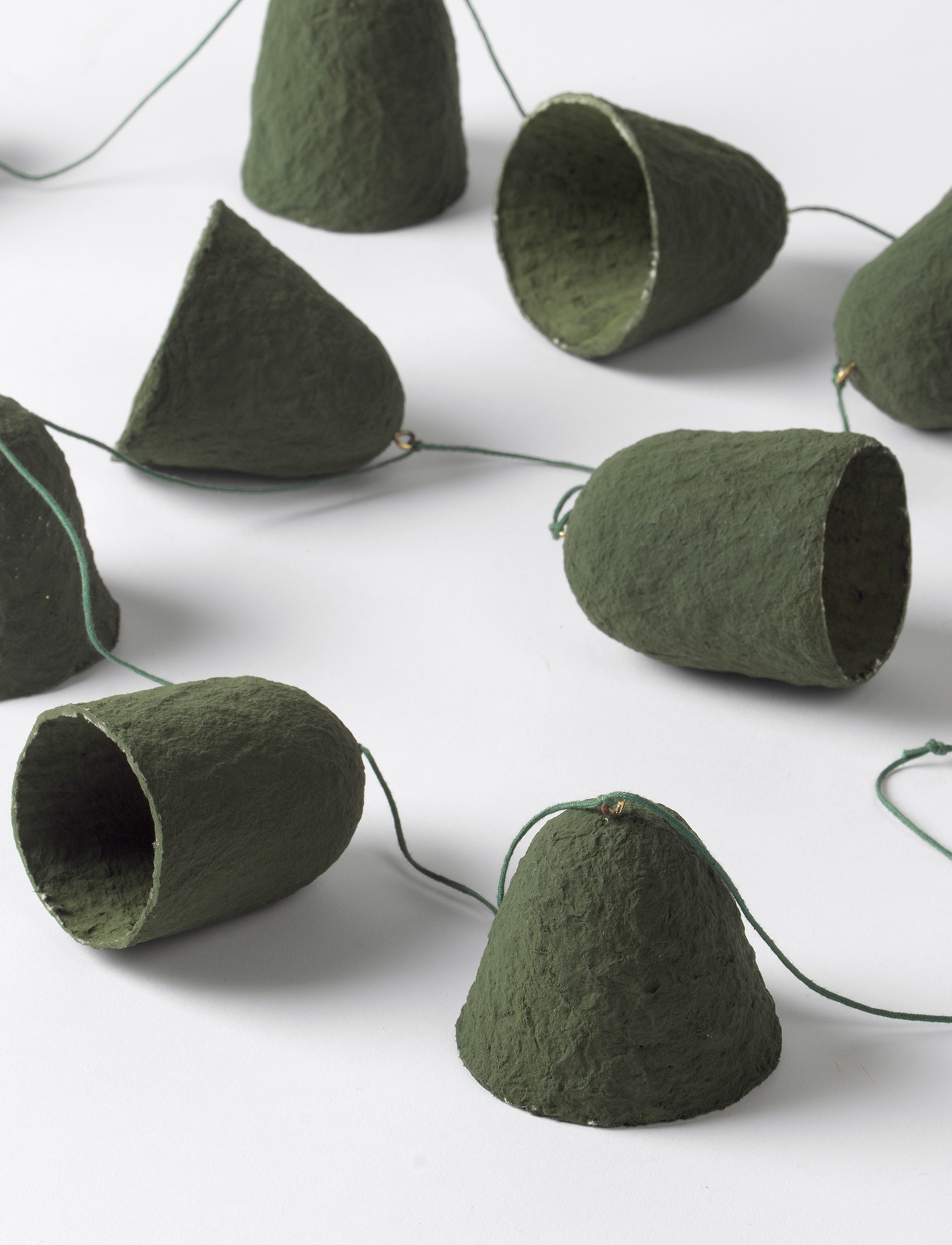 Broste Copenhagen - Pulp Bell Ornament - thyme - 0