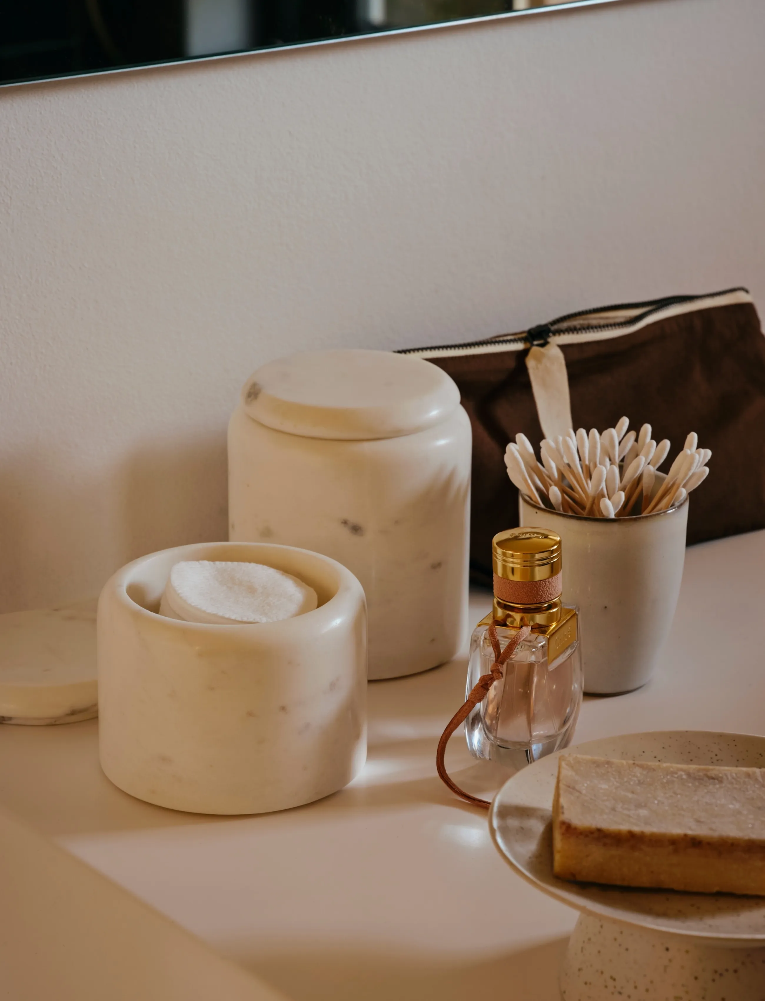 Broste Copenhagen Hedvig Canister, Ø 10 cm X 11, Storage, Weiß - Mini Boxes, Homeware