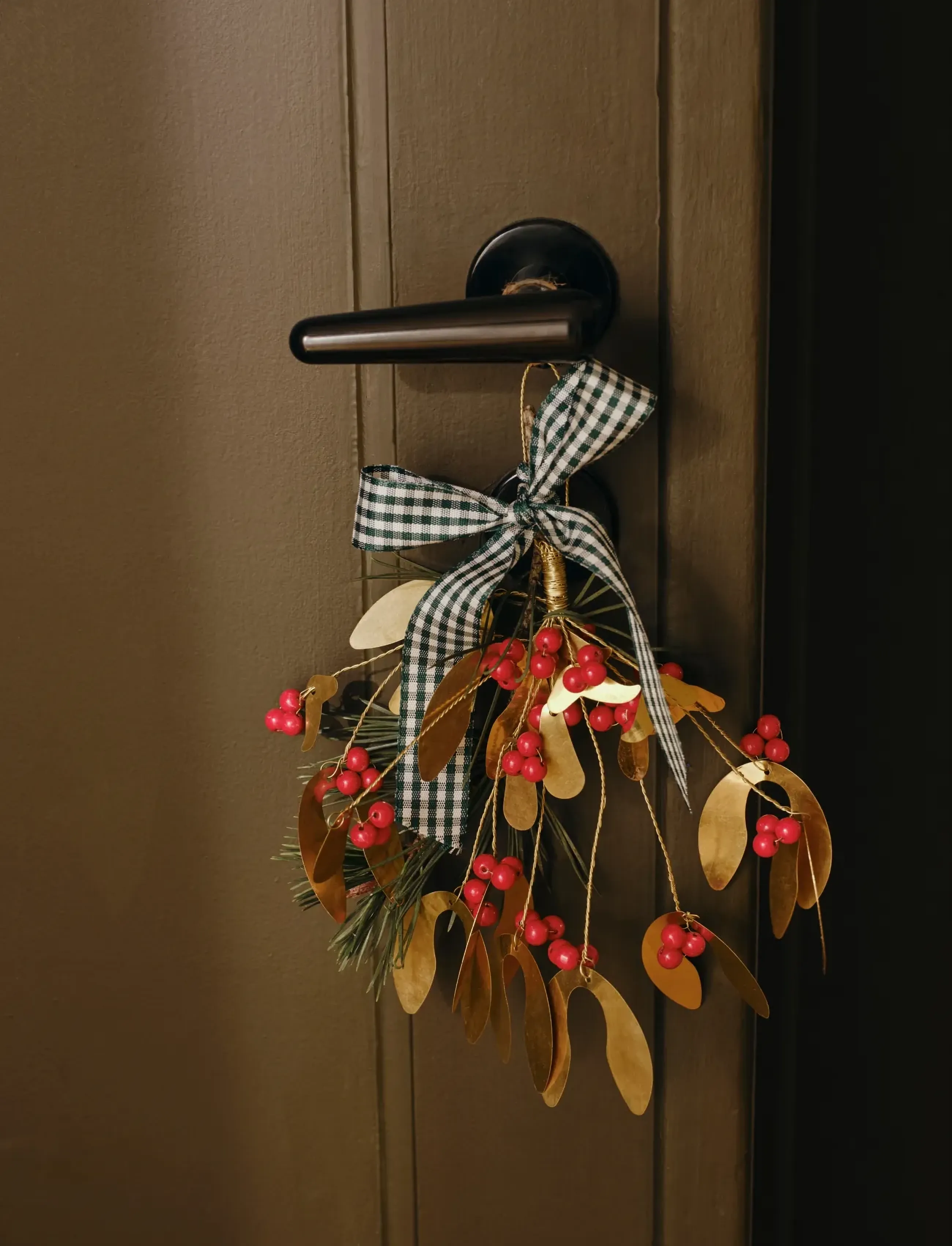 Broste Copenhagen - Mistletoe Ornament - deep red - 0