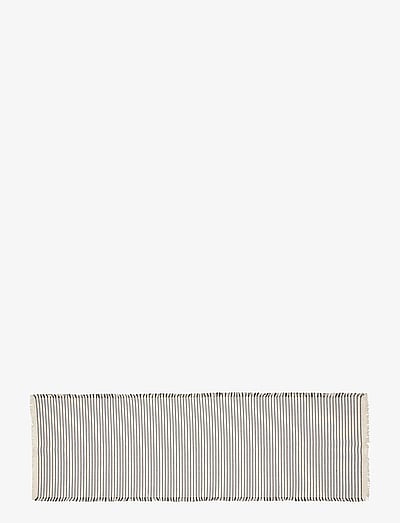 Broste Copenhagen Elouise Table Runner - Astiat - OFF WHITE/BLACK / white
