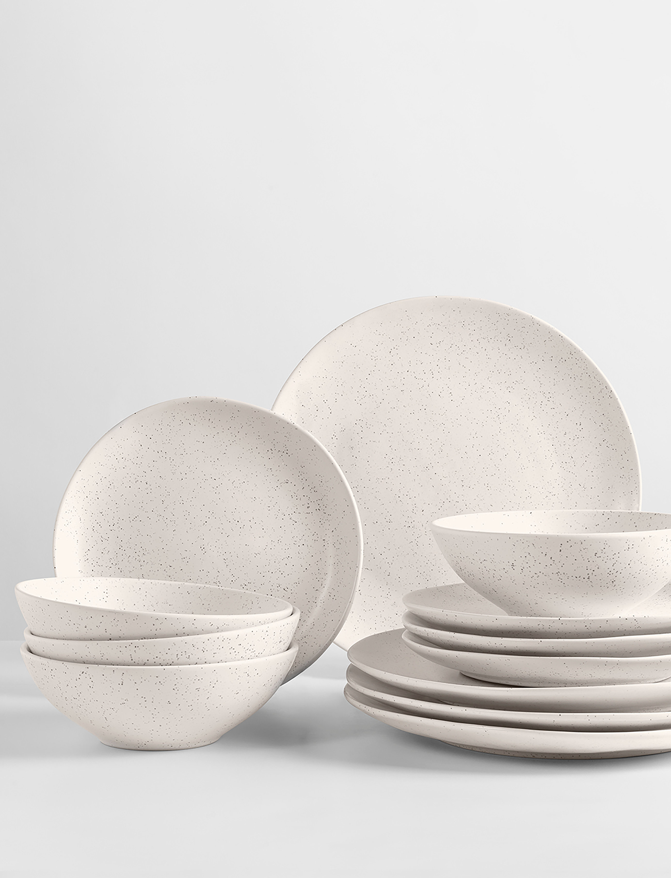 Broste Copenhagen Vanilla, Ø26 cm, Plates, Beige - Table Settings&sets, Homeware