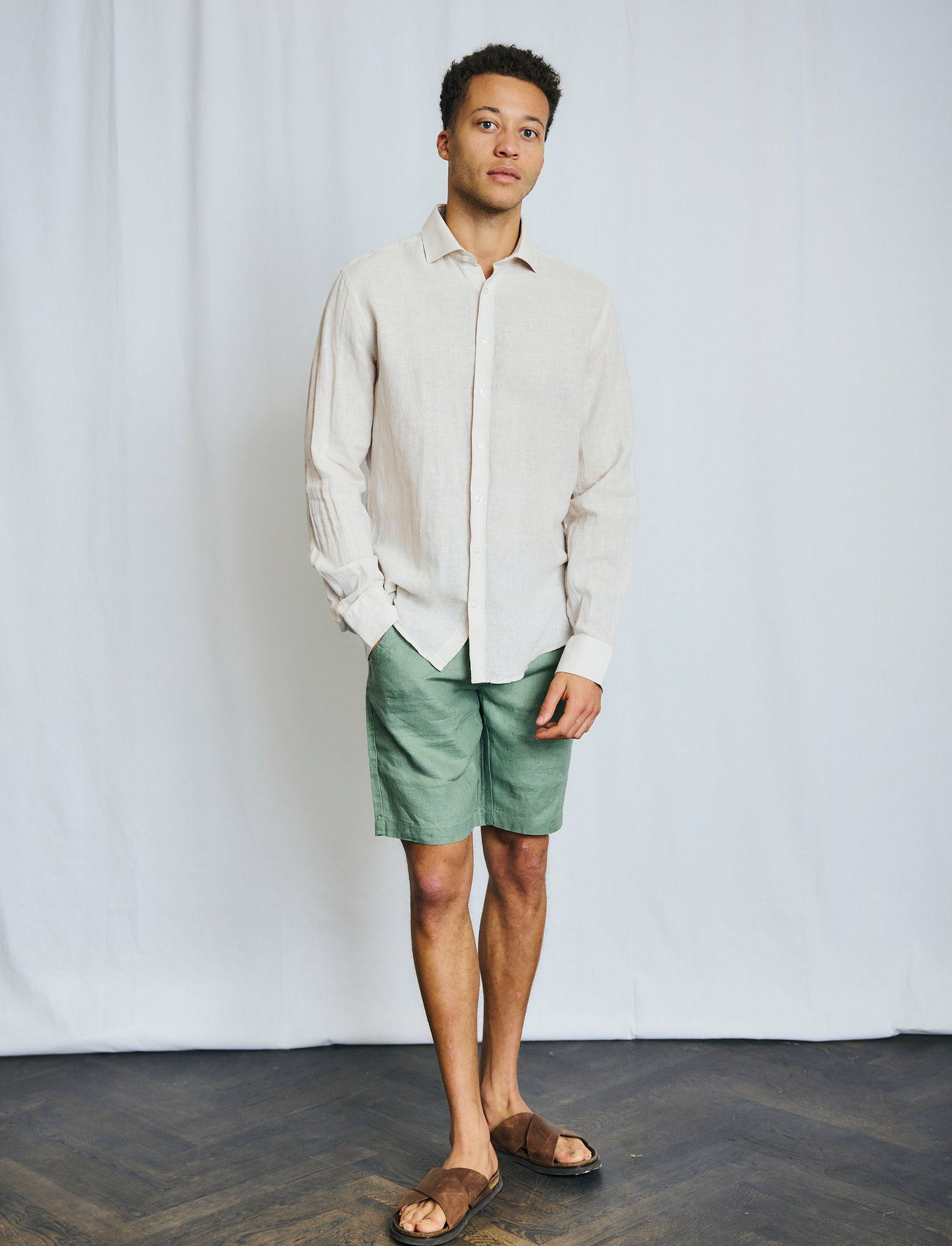 Khaki green