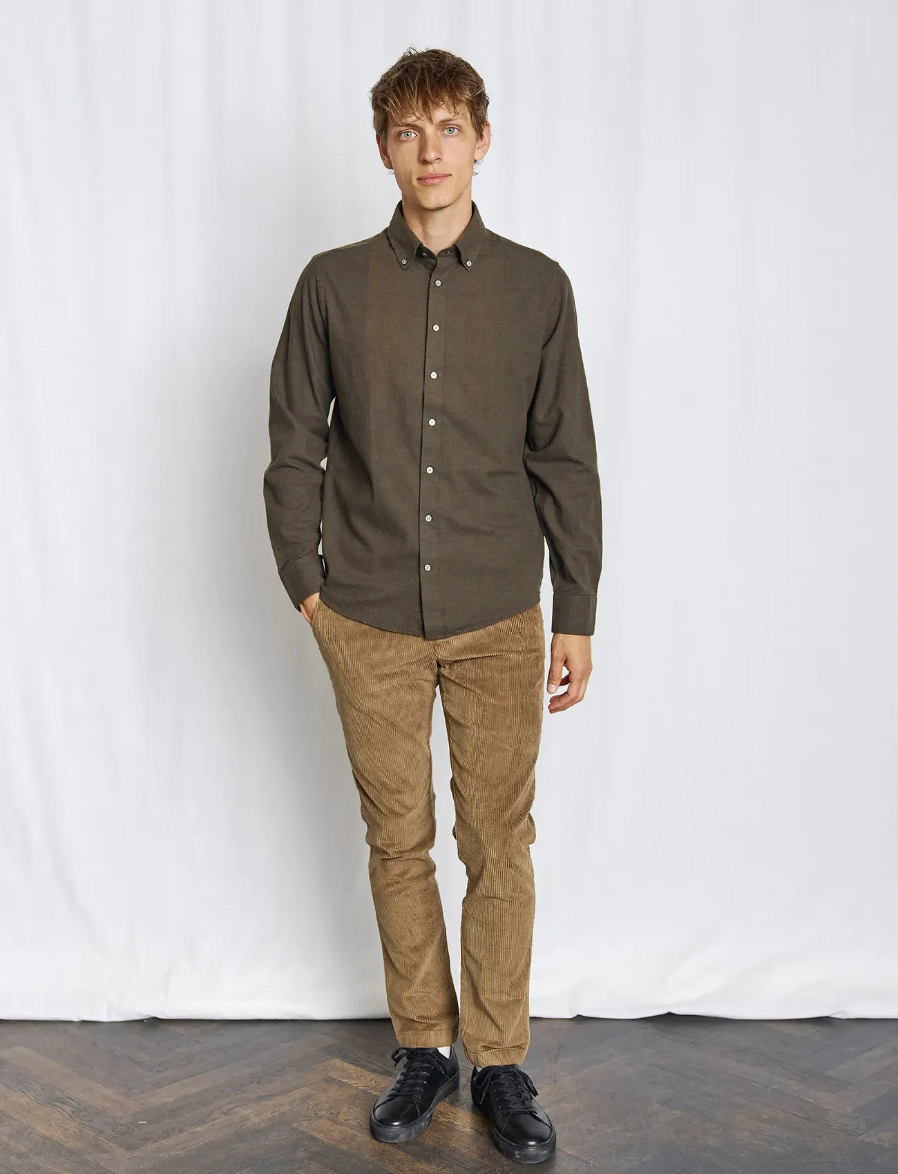 Khaki green