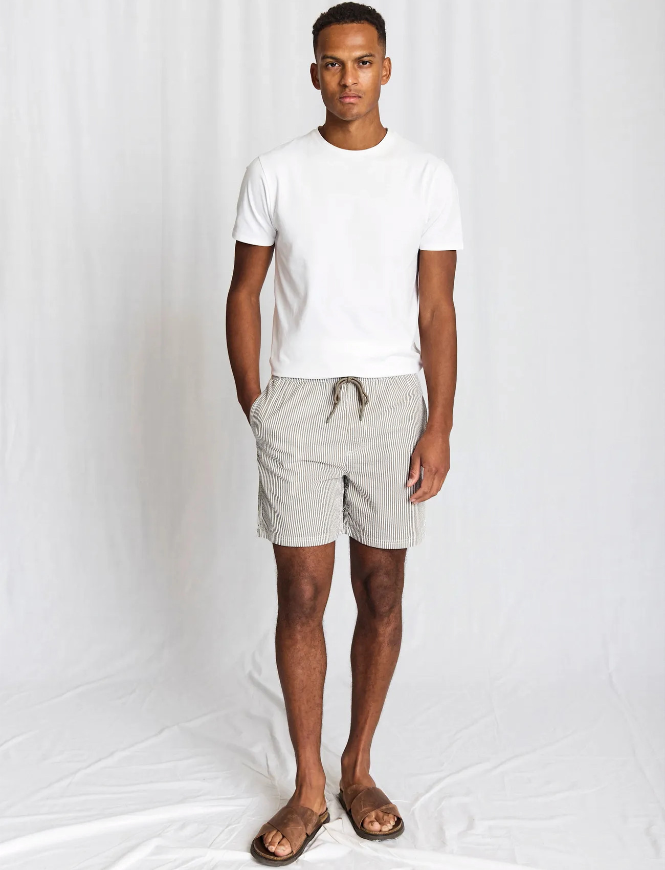 Khaki green