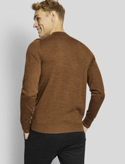 Bruun & Stengade - BS Jupiter regular fit knitwear - megzti laisvalaikio drabužiai - tobacco - 4