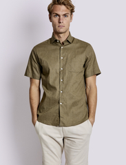 Bruun & Stengade - BS Gandia Casual Modern Fit Shirt - linen shirts - green - 3
