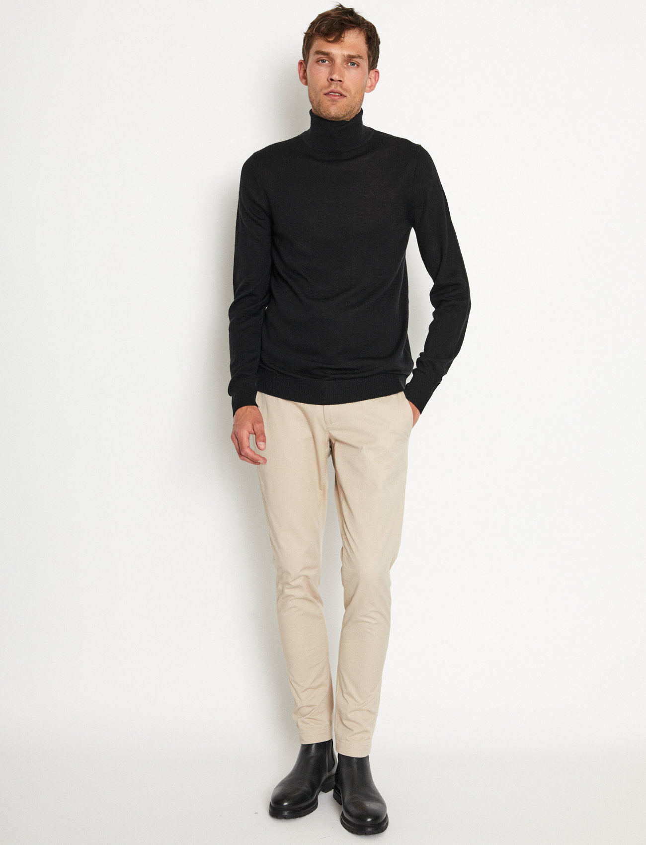 Bruun & Stengade - BS Saturn Regular Fit Knitwear - džemperi ar augstu apkakli - black - 1