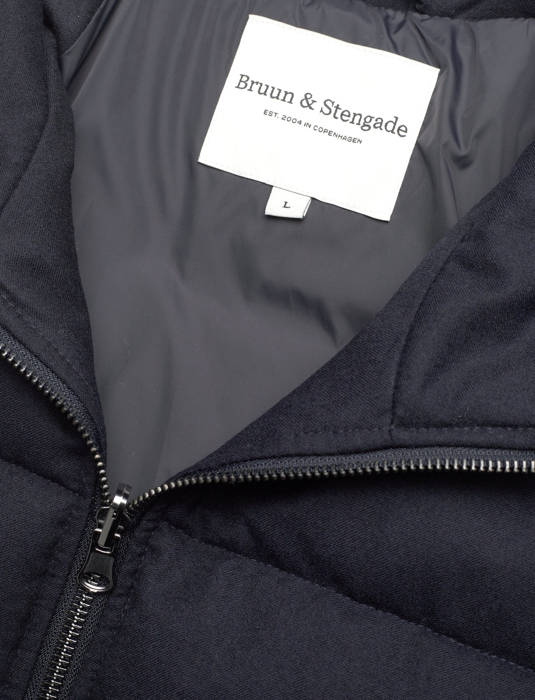 Duluth sales clothing uk