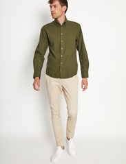 Bruun & Stengade - BS Floyd Casual Slim Fit Shirt - basic shirts - green - 3
