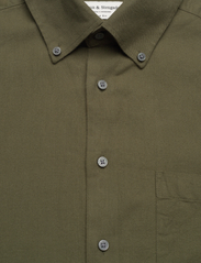 Bruun & Stengade - BS Floyd Casual Slim Fit Shirt - peruskauluspaidat - green - 10
