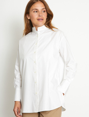Bruun & Stengade - BS Bernadette Regular Fit Shirt - krekli ar garām piedurknēm - white - 2