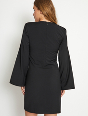 Bruun & Stengade - BS Carole Regular Fit Dress - midi kjoler - black - 3