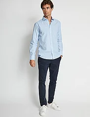 Bruun & Stengade - BS Moss Slim Fit Shirt - pohjoismainen tyyli - light blue/white - 0