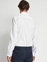 Bruun & Stengade - BS Reed Slim Fit Shirt - biznesowa - white - 2